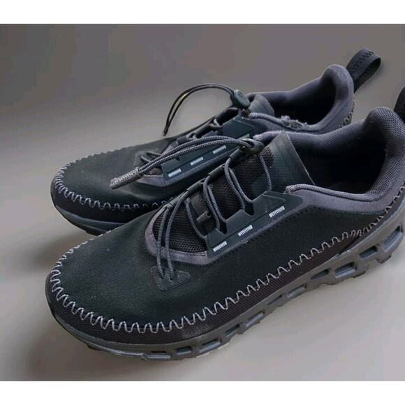 WoMen’s On Running Cloudaway 2 Black Cloud Shoes Size 9.5WOMENS/ 7.5MENS *FLAWED main image 7